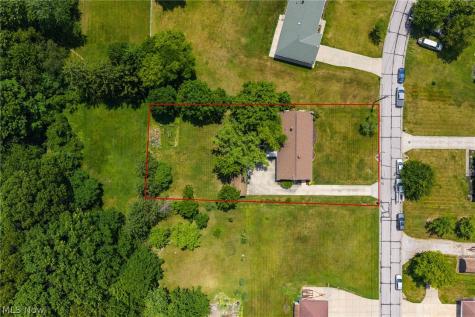 2075 Heatherlane Drive Broadview Heights OH 44147