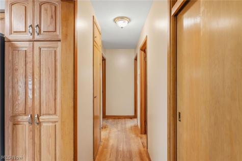 2075 Heatherlane Drive Broadview Heights OH 44147