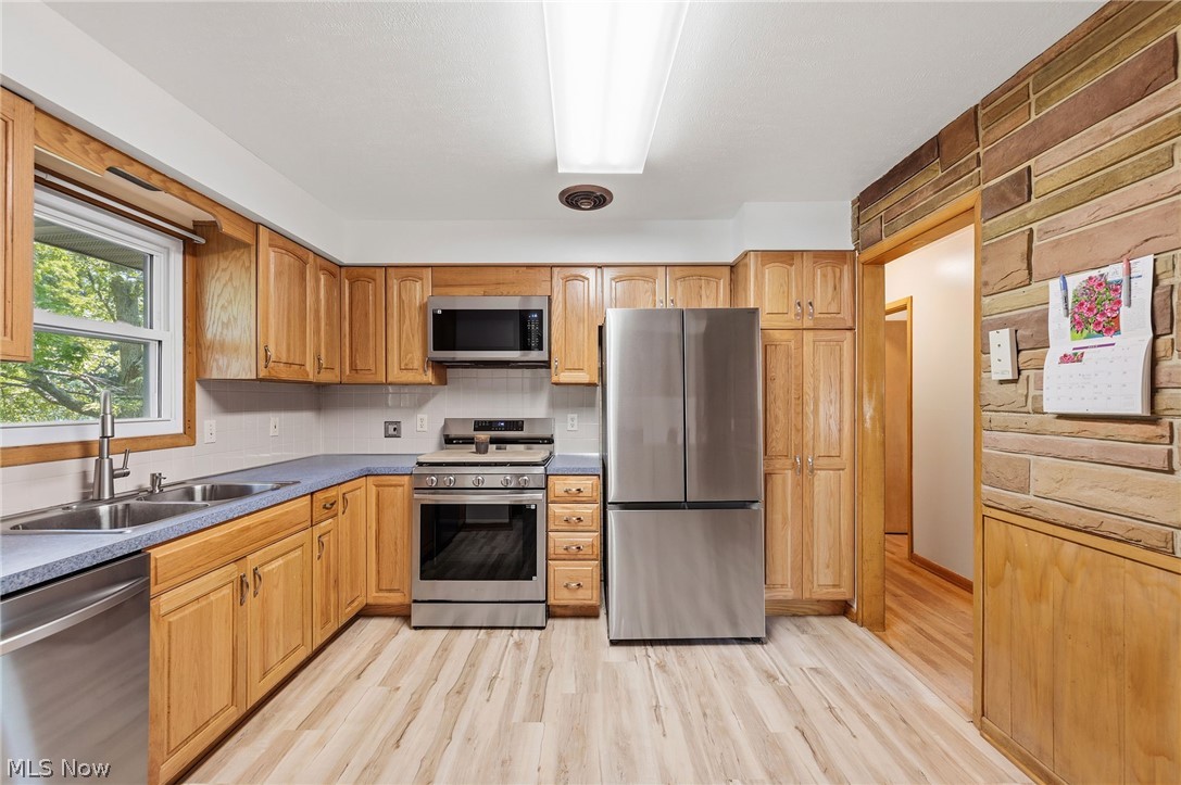 2075 Heatherlane Drive Broadview Heights OH 44147