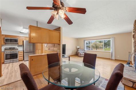 2075 Heatherlane Drive Broadview Heights OH 44147