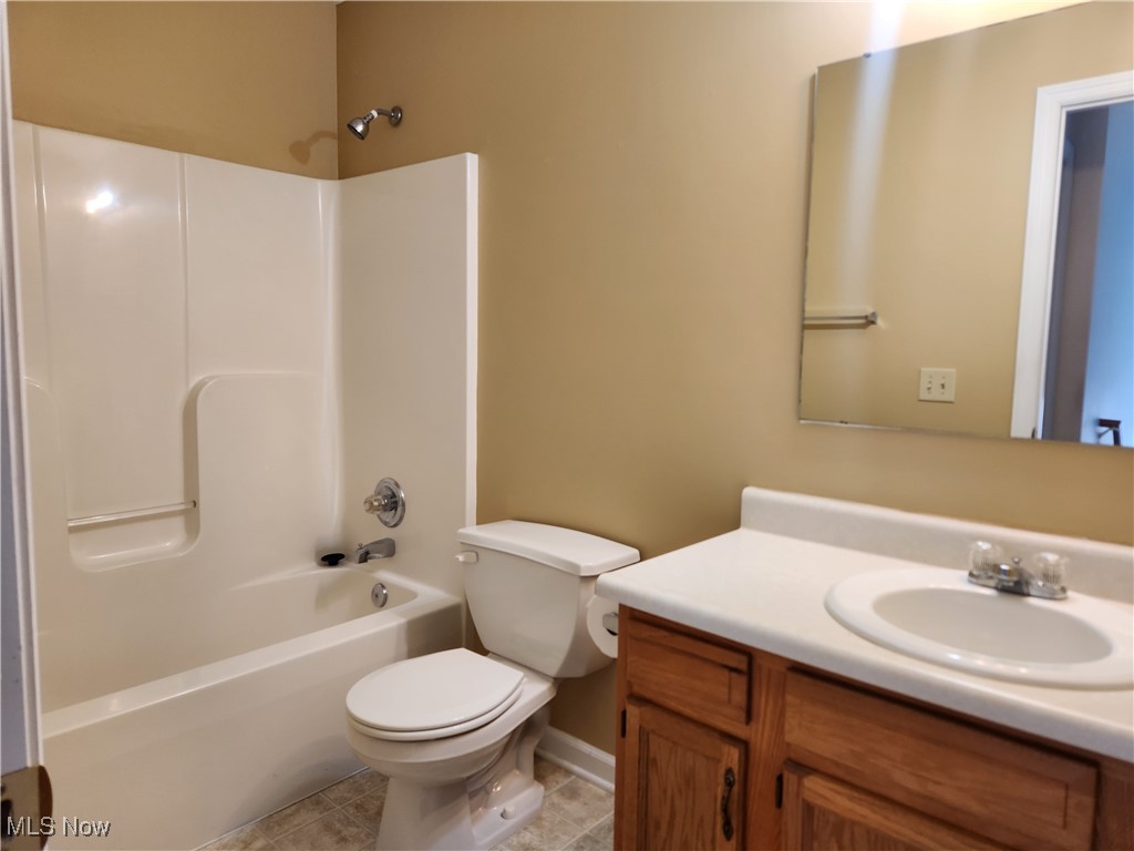 2853 Autumn Avenue NW Massillon OH 44647