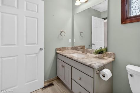 1550 Ashton Way Wooster OH 44691