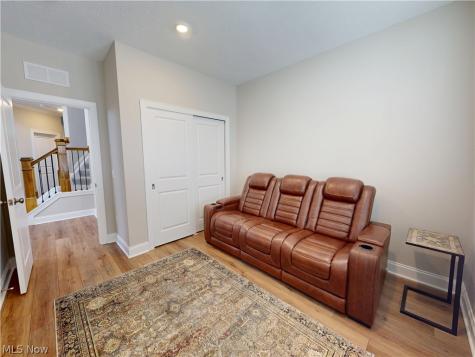 7789 Clydesdale Drive Mentor OH 44060