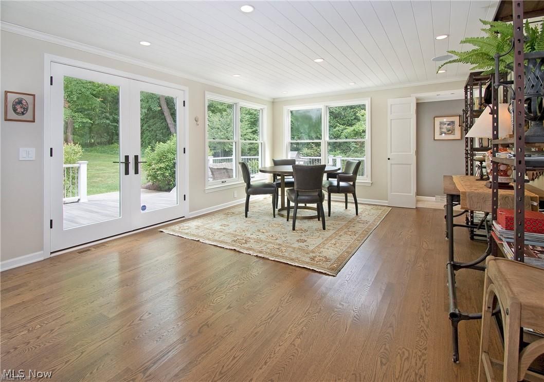8282 Valley Drive Chagrin Falls OH 44023