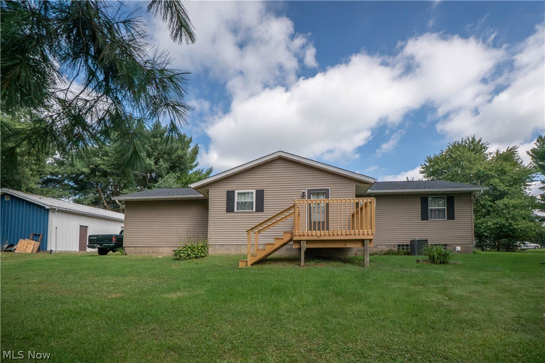 8835 Dover Road Apple Creek OH 44606