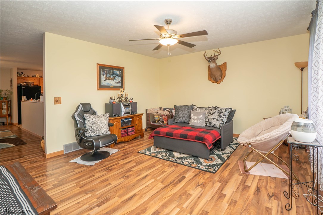 8835 Dover Road Apple Creek OH 44606