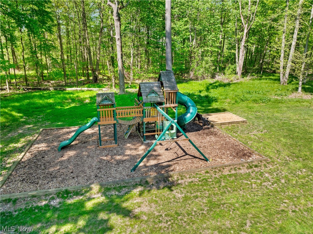 5130 Hecker Drive Richfield OH 44141