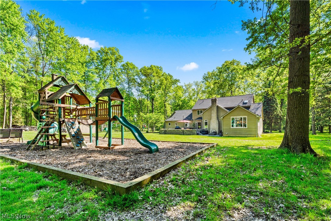 5130 Hecker Drive Richfield OH 44141