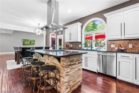 5130 Hecker Drive Richfield OH 44141