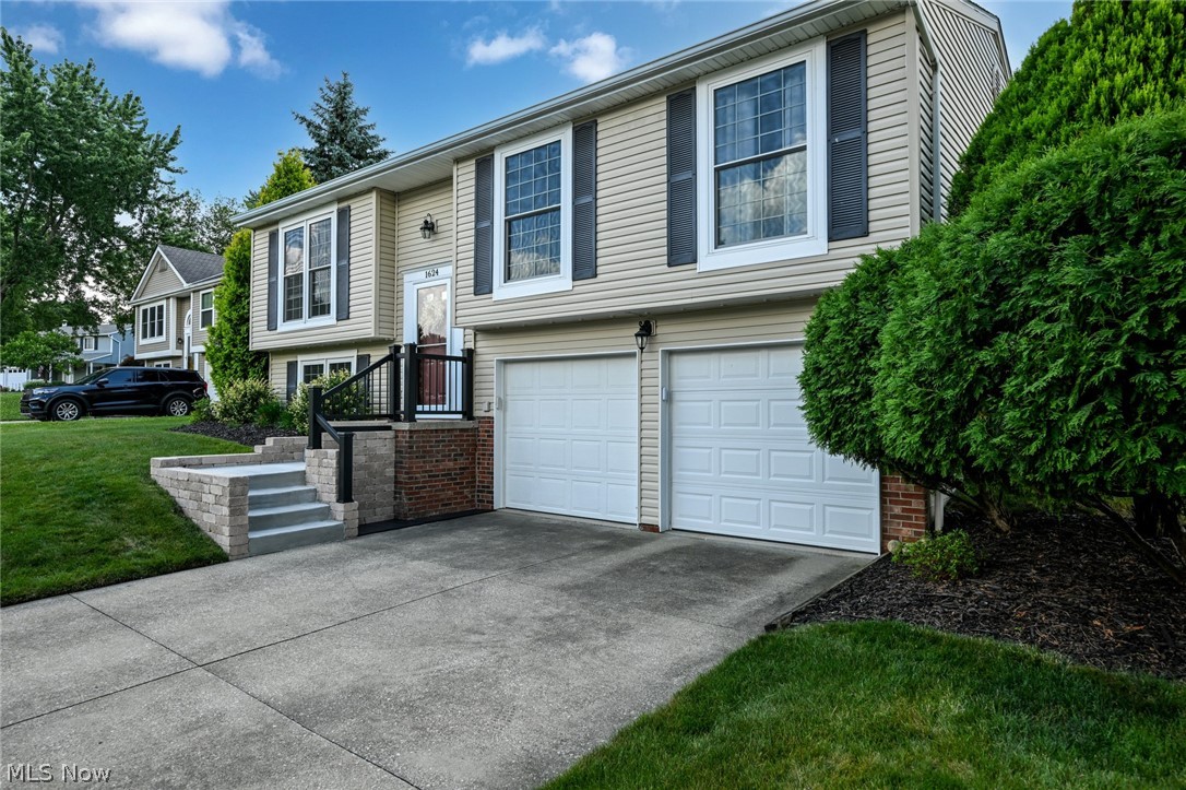 1624 Kasserine Court Twinsburg OH 44087