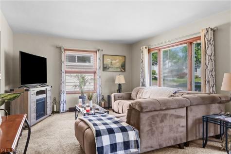 126 Clinton Avenue Akron OH 44301