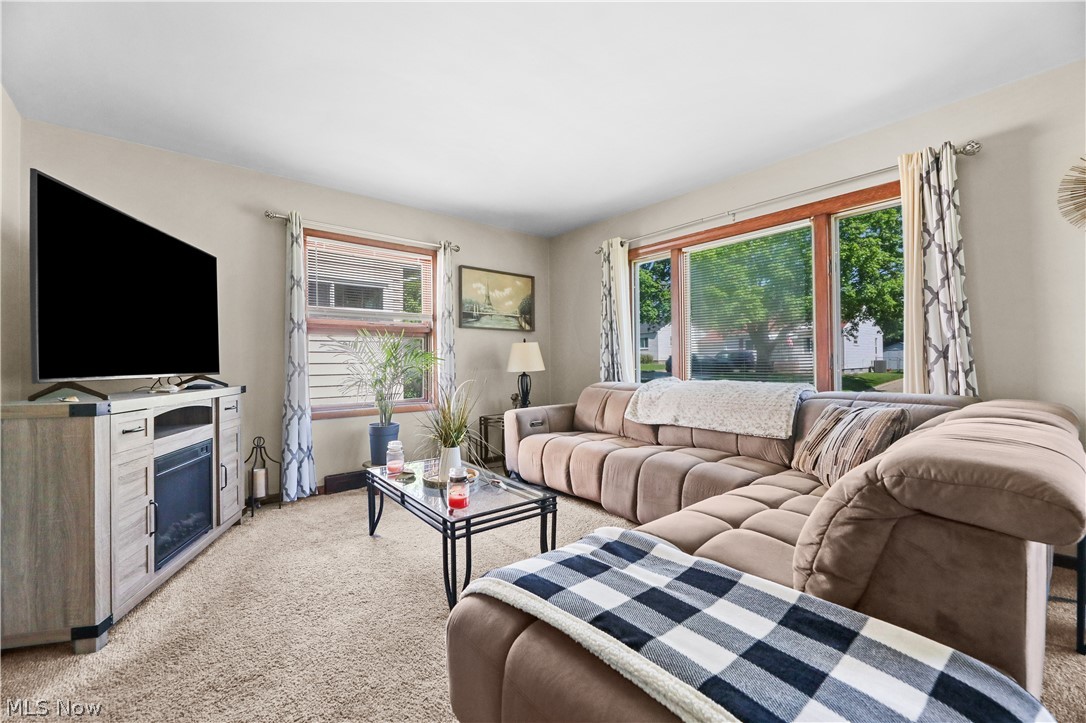 126 Clinton Avenue Akron OH 44301