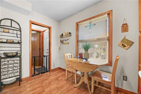 126 Clinton Avenue Akron OH 44301