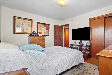 126 Clinton Avenue Akron OH 44301