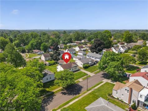 126 Clinton Avenue Akron OH 44301