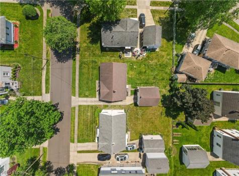 126 Clinton Avenue Akron OH 44301