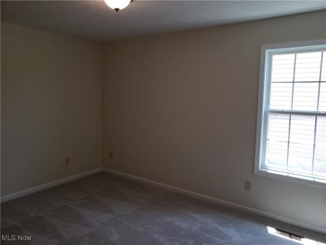 158 Stonecrest Trail Elyria OH 44035