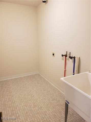 158 Stonecrest Trail Elyria OH 44035