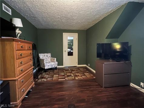 25540 Chatworth Drive Euclid OH 44117