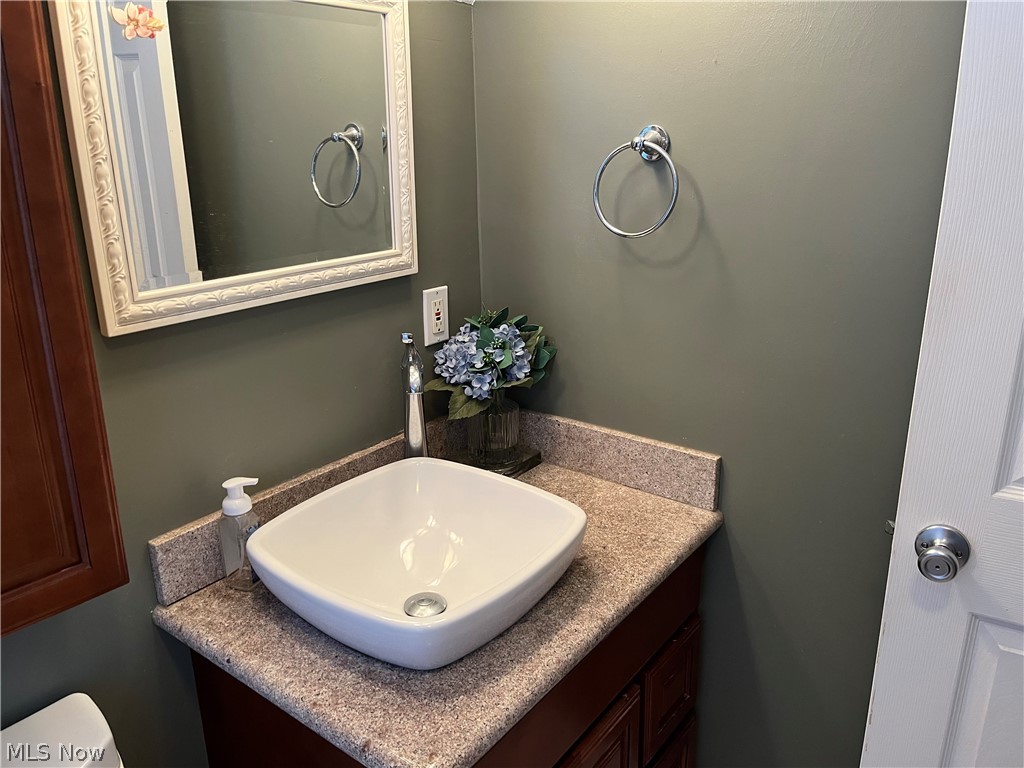 25540 Chatworth Drive Euclid OH 44117