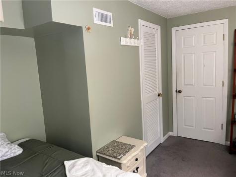 25540 Chatworth Drive Euclid OH 44117