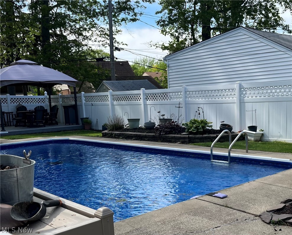 25540 Chatworth Drive Euclid OH 44117