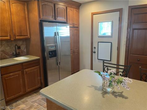 25540 Chatworth Drive Euclid OH 44117