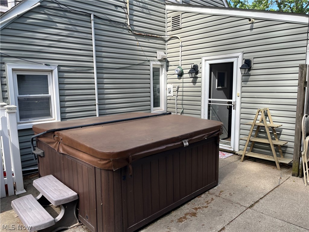 25540 Chatworth Drive Euclid OH 44117