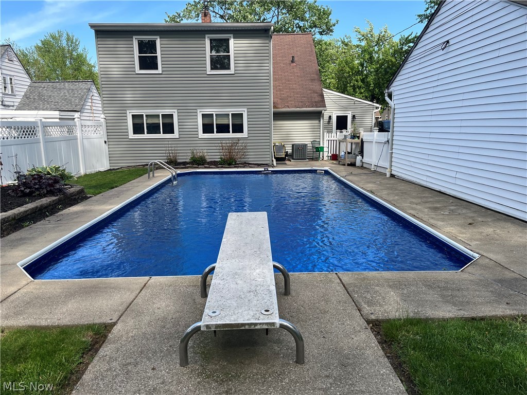 25540 Chatworth Drive Euclid OH 44117
