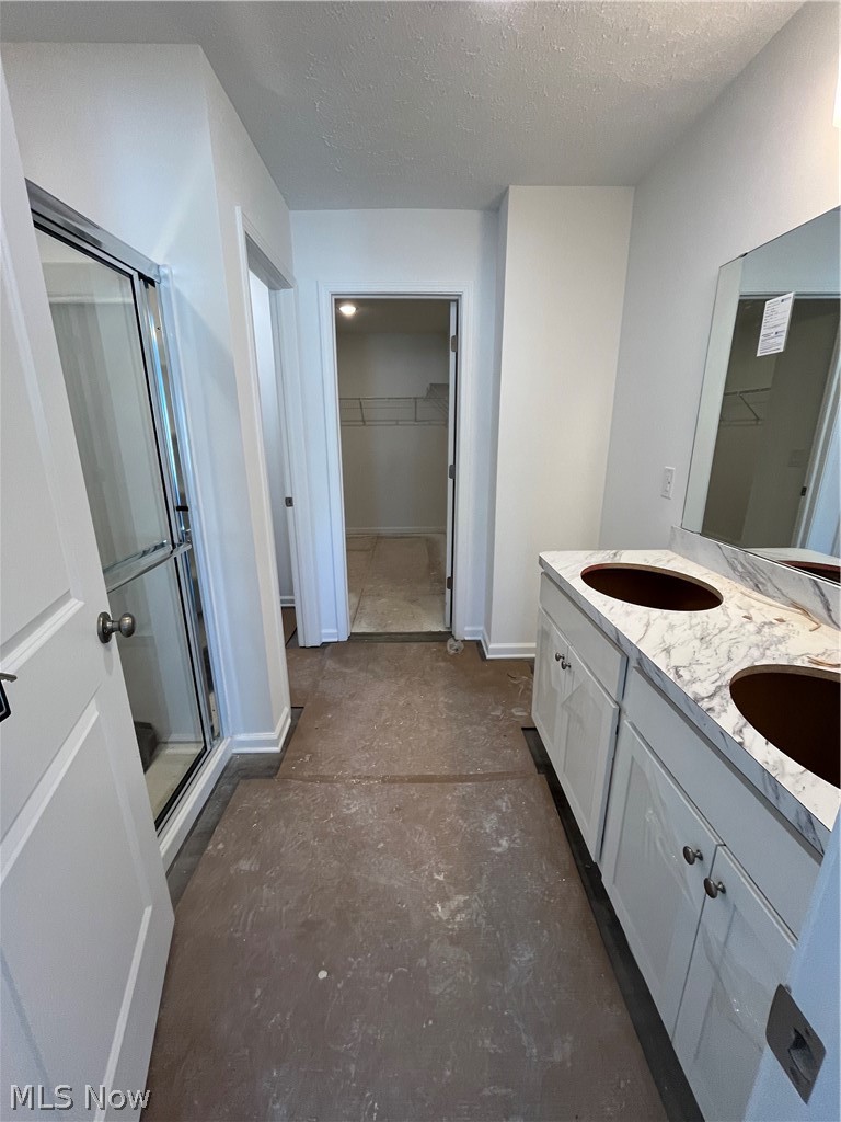 413 Pheasant Run Elyria OH 44035