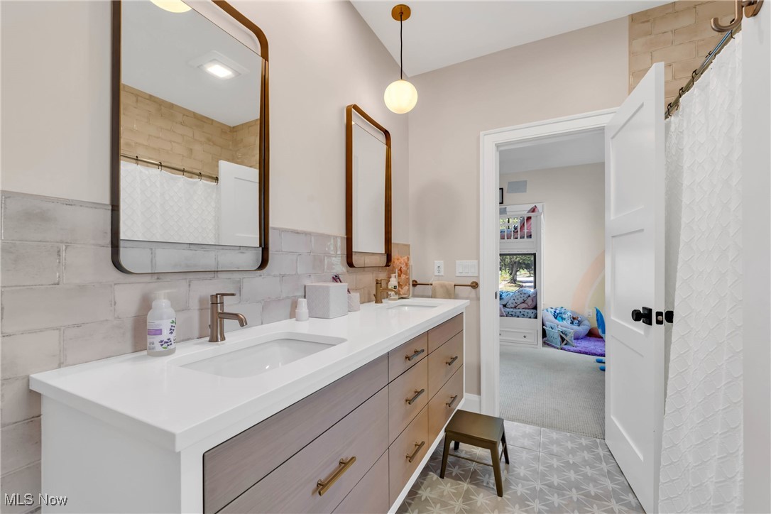 459 Wagar Road Rocky River OH 44116