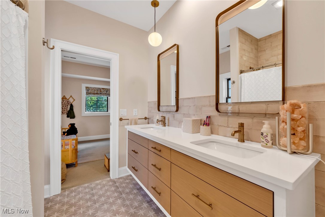 459 Wagar Road Rocky River OH 44116