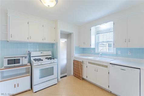 1188 S Green Road South Euclid OH 44121