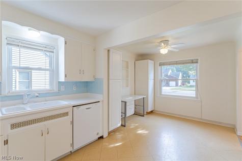 1188 S Green Road South Euclid OH 44121
