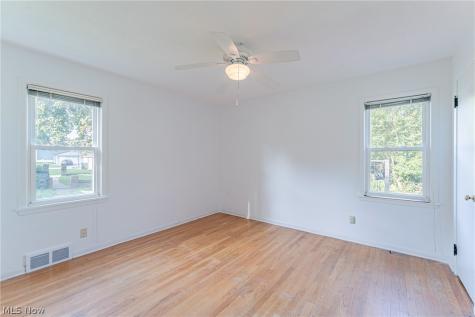 1188 S Green Road South Euclid OH 44121