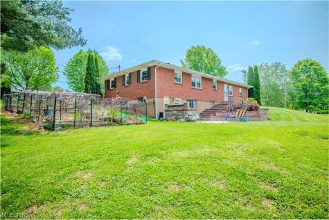 118 Coventry Road Marietta OH 45750