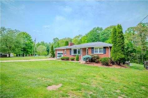 118 Coventry Road Marietta OH 45750