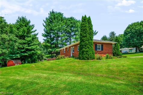 118 Coventry Road Marietta OH 45750