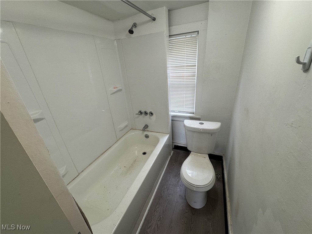 520 Ardella Avenue Akron OH 44306