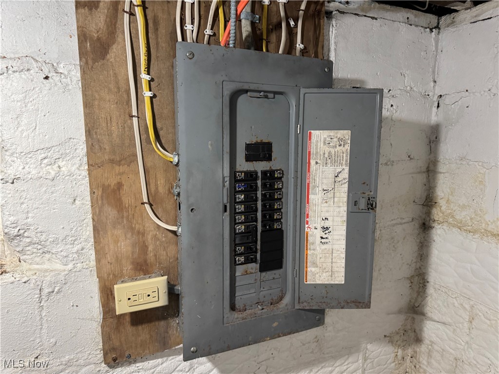 520 Ardella Avenue Akron OH 44306