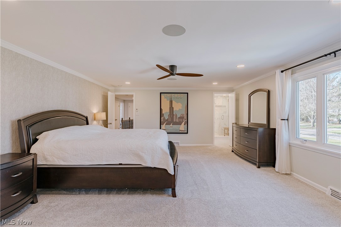 2711 Green Road Shaker Heights OH 44122