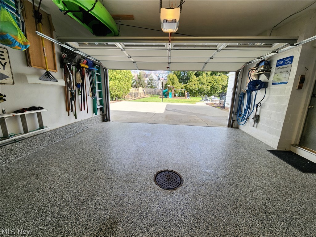 2711 Green Road Shaker Heights OH 44122