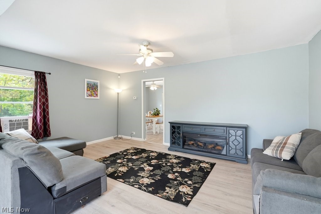 32 Oakwood Avenue Bedford OH 44146