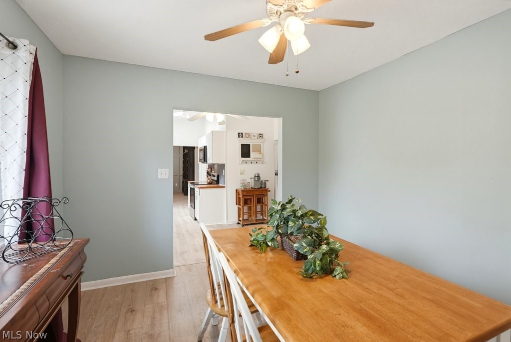 32 Oakwood Avenue Bedford OH 44146