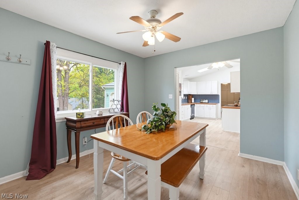 32 Oakwood Avenue Bedford OH 44146