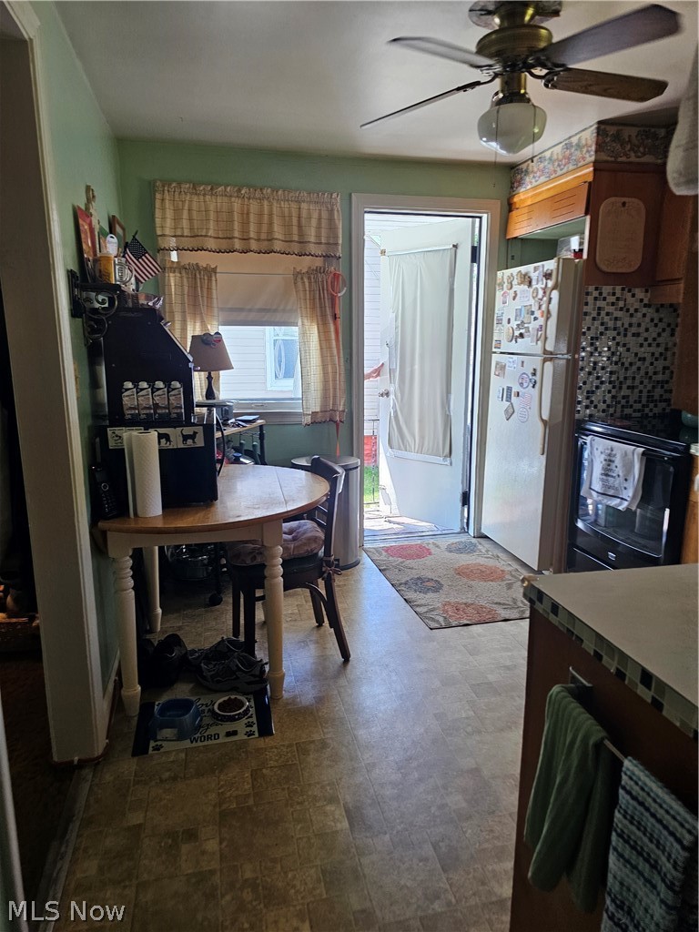 614 Meadowbrook Avenue SE Warren OH 44484