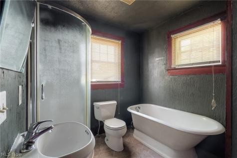 1413 13th Street NW Canton OH 44703
