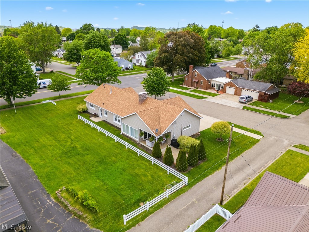425 Union Avenue NW New Philadelphia OH 44663