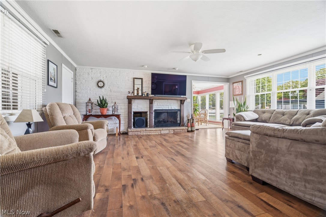 425 Union Avenue NW New Philadelphia OH 44663