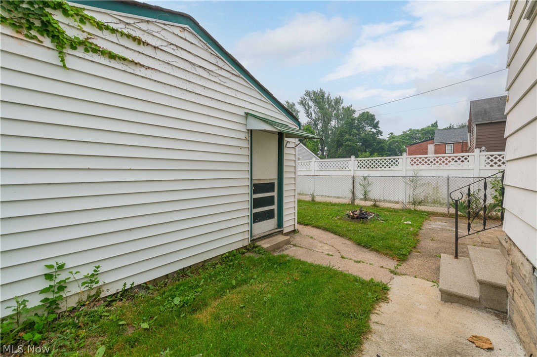 3151 W 105th Street Cleveland OH 44111